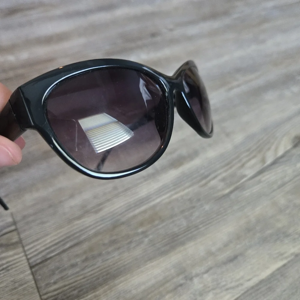 Stylish Black Sunglasses